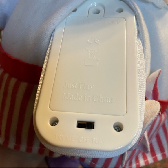 Disney Jr. Doc McStuffins Cuddles & Hugs Hallie Hippo Animated Talking Plush 15” - Picture 12 of 17